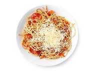 Спагети с три вида домати – чери домати, сушени домати и консервирани домати